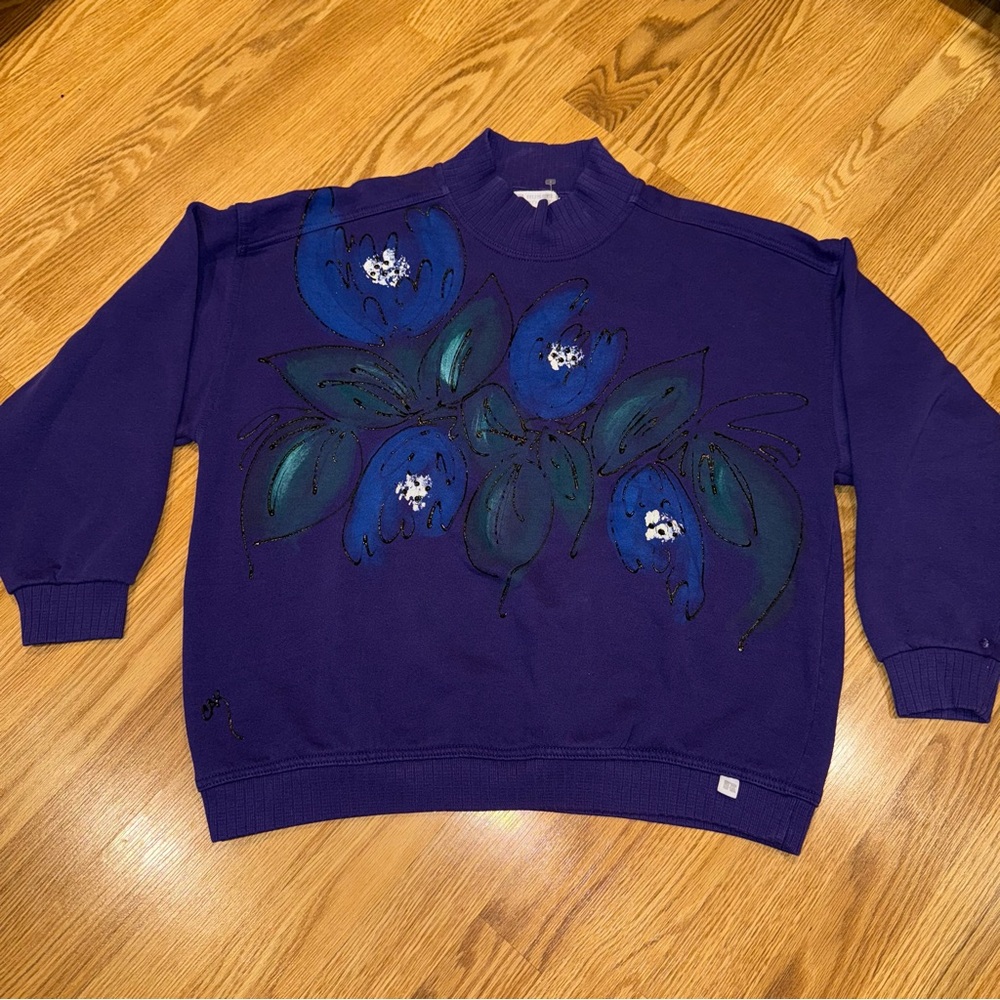 Vintage Russell Athletics Painted Purple Sweatshirt with Floral‎ Design Sz XL
